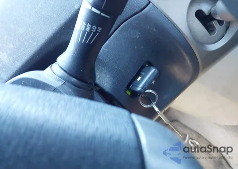 2007 Toyota Prius z USA, uszkodzony, nr VIN JTDKB20UX77653874